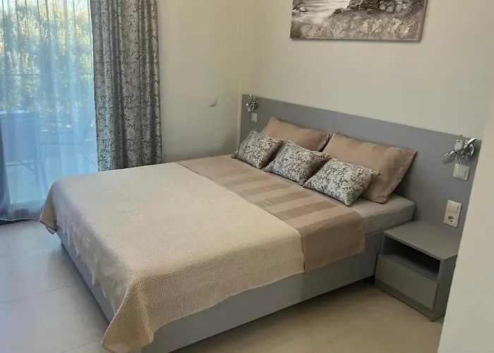 Orman Evi Olivia Skioni