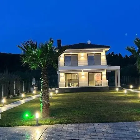Orman Evi Olivia Skioni Nea Skioni